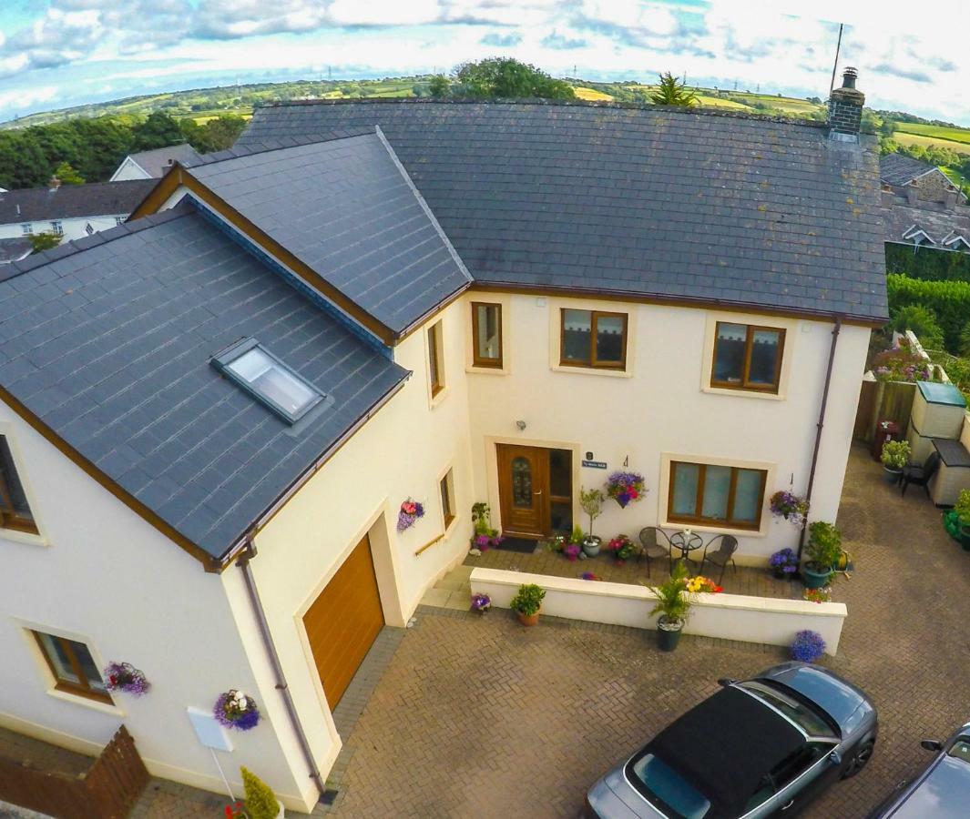 Ty Melin Bed & Breakfast Pembroke Dock Eksteriør bilde