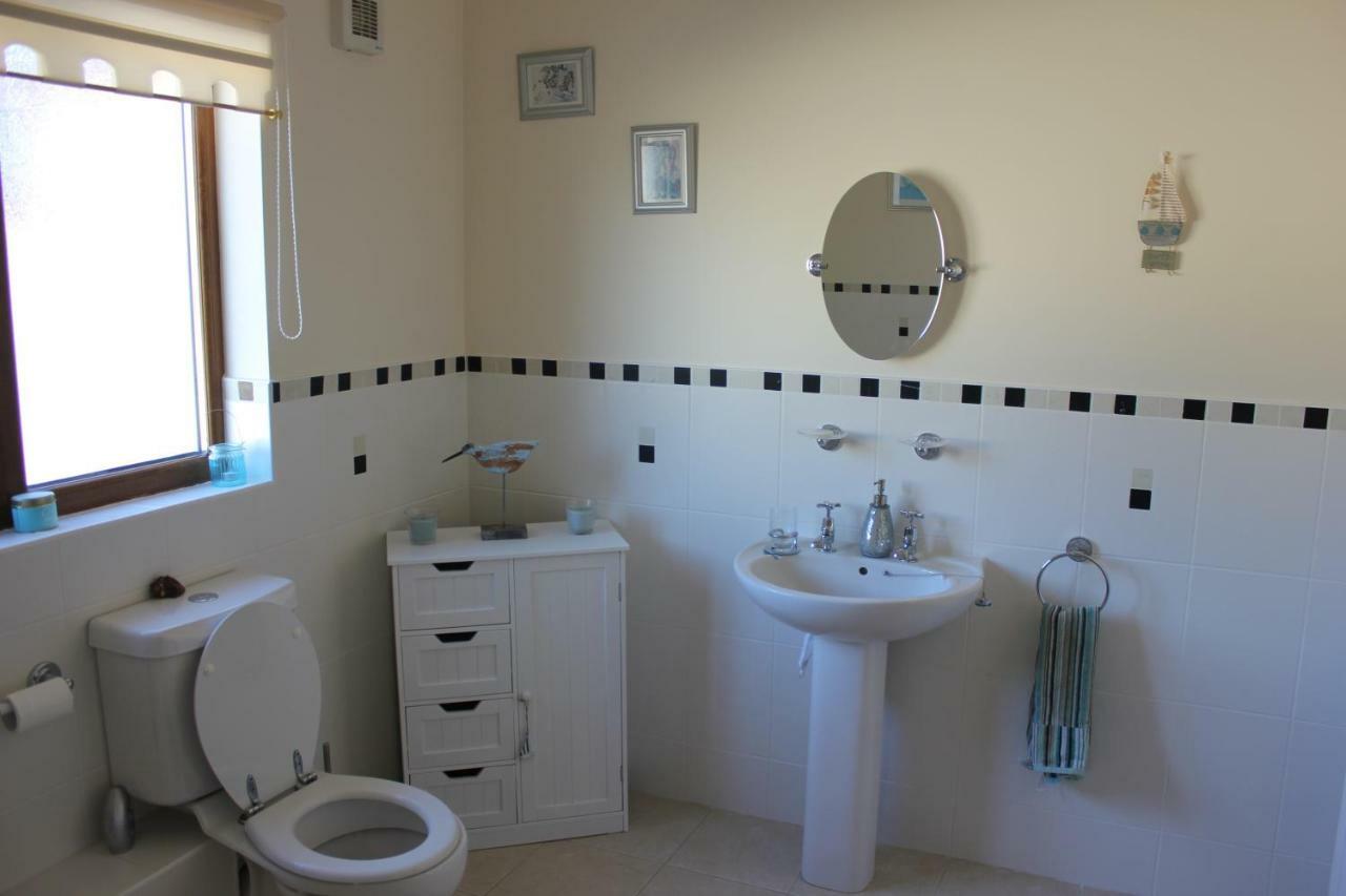 Ty Melin Bed & Breakfast Pembroke Dock Eksteriør bilde